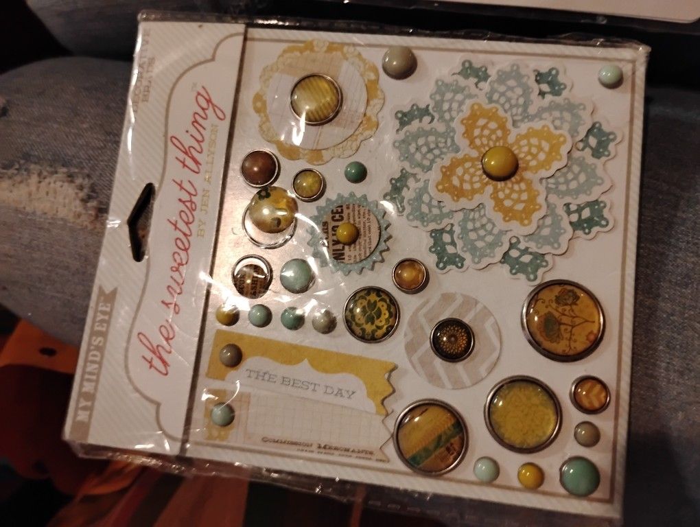 Decorative Brads / The sweetest thing