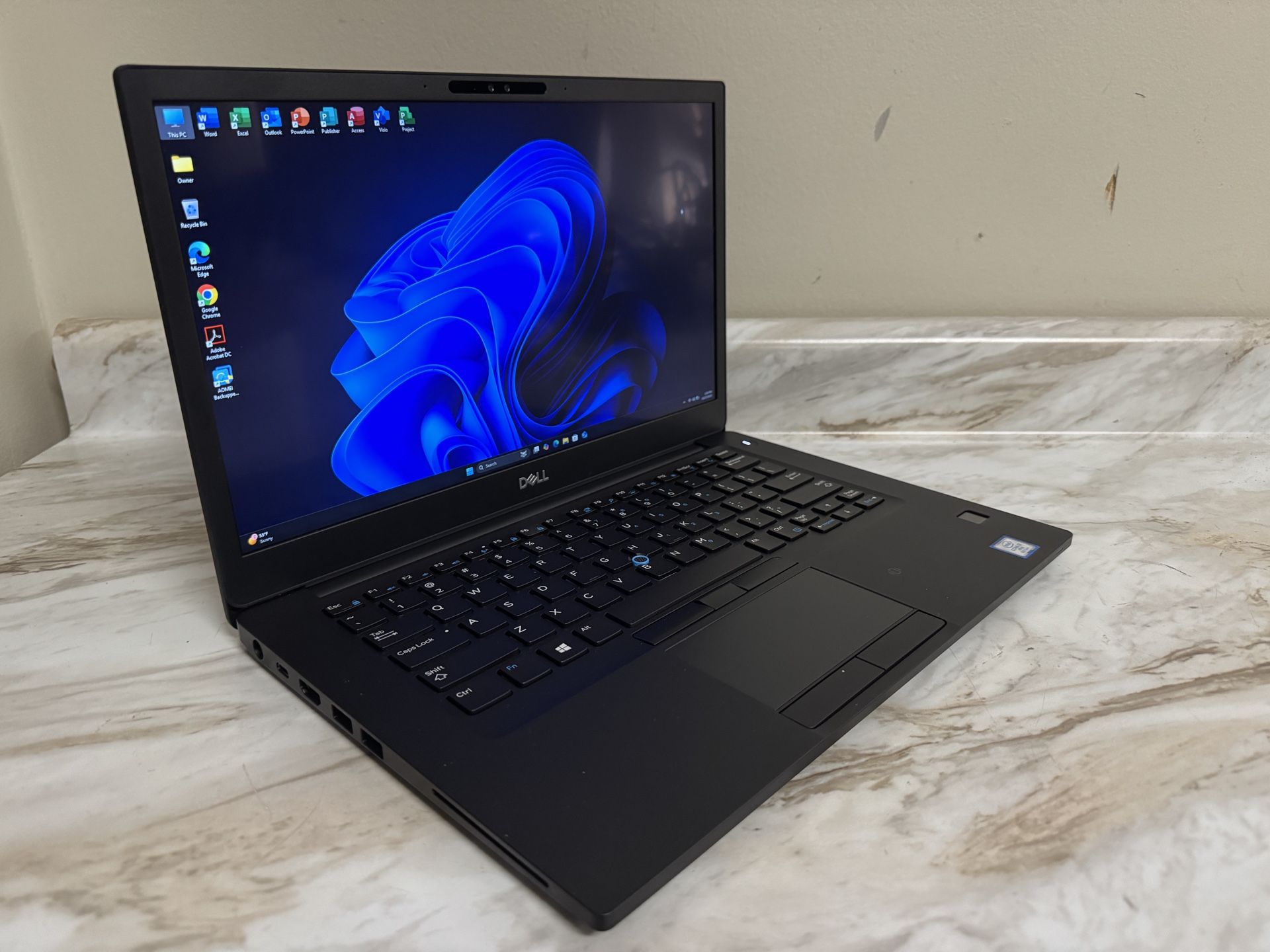 Dell Latitude 7490 14" Laptop - i7 - 512GB NVME SSD 16GB Ram Touchscreen W11 Pro - IR Webcam