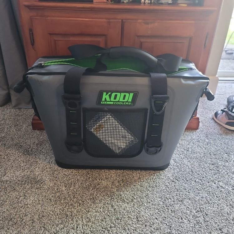 Kodi soft side cooler sales