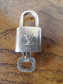 Louis Vuitton Lock 