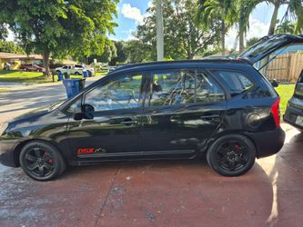 2008 KIA Rondo