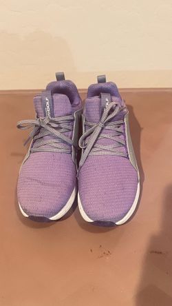 Sketchers Like New Gogolf ultra flight women’s golf shoes size 7.5