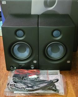 PreSonus Eris 4.5 BT Studio Monitor Speakers