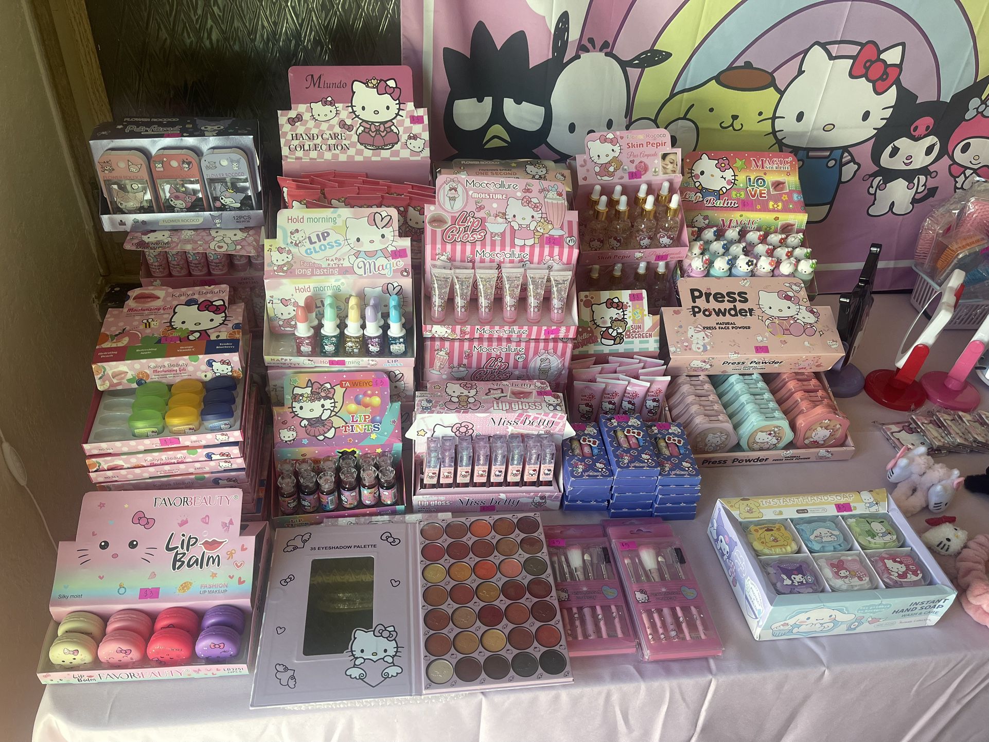 Hello Kitty And Friends Makeup 