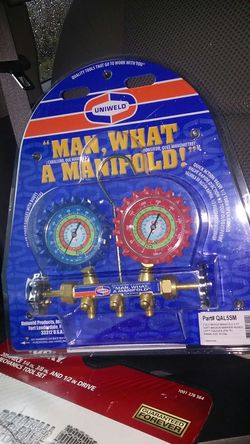 Uniweld 2-valve HVAC manifold with hoses