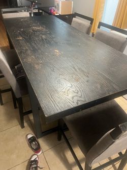 6 chair table