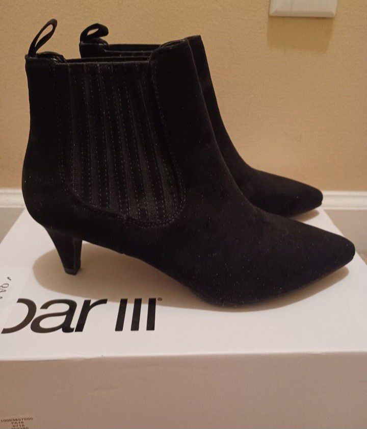 NEW! BARR III ELIZA black suede type Gore stretch ankle boots booties 6M