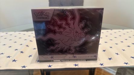 Pokemon center Pitch Black ETB