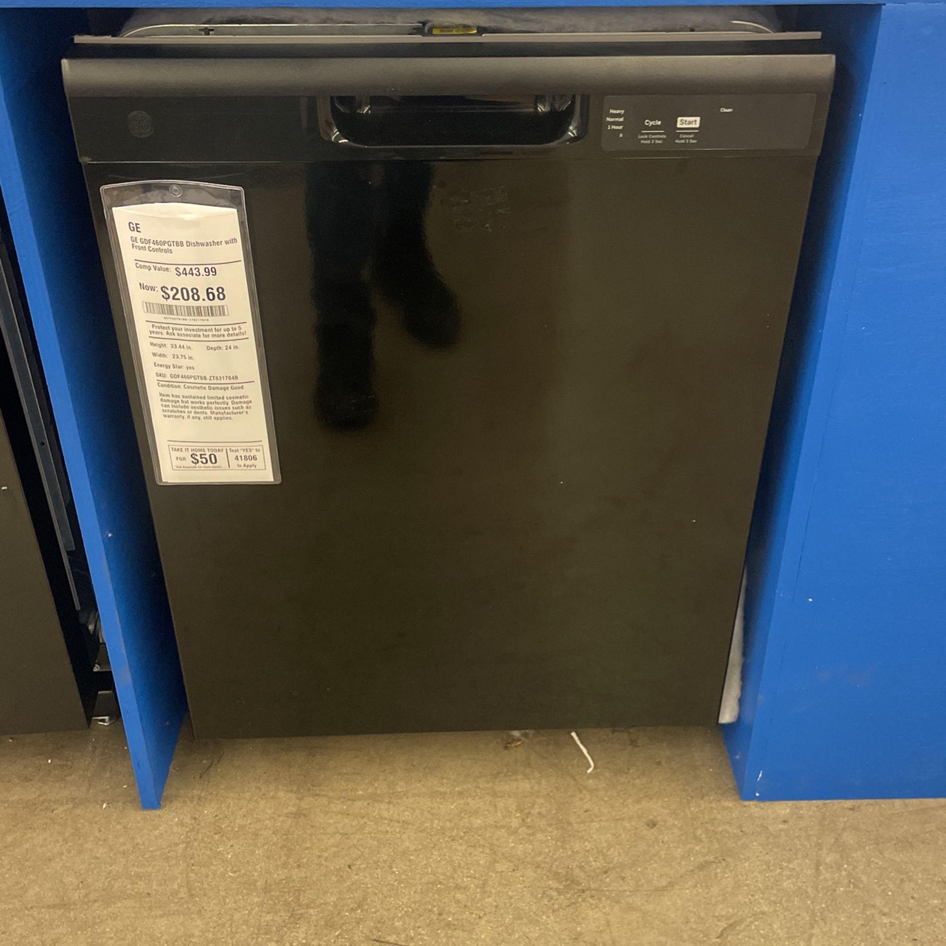 GE Dishwasher With Front Control