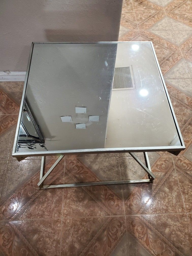 Mirrored Coffee Table/Side Table 