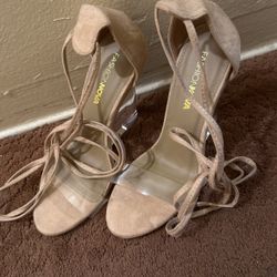 Magnetic Attraction Wedges Nude 