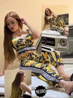 New women’s 2 piece set size S/M/L