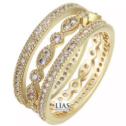 New 18k Yellow Gold Wedding Ring Set 