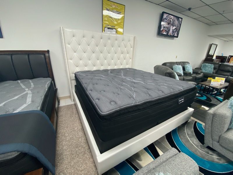 MODERN NEW WHITE QUEEN BED ON SALE ONLY $399. KING BEF $499. IN STOCK SAME DAY DELIVERY 🚚 FINANCING AVAILABLE