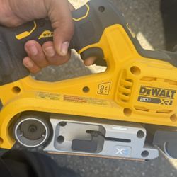 DEWALT 20-Volt Cordless Belt Sander (Tool-Only)