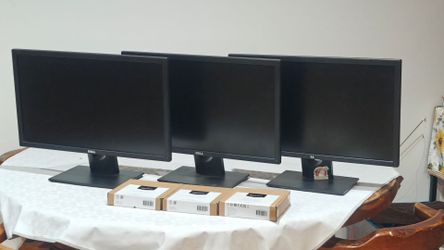 X3 Dell Monitors 23" (diagonal)
