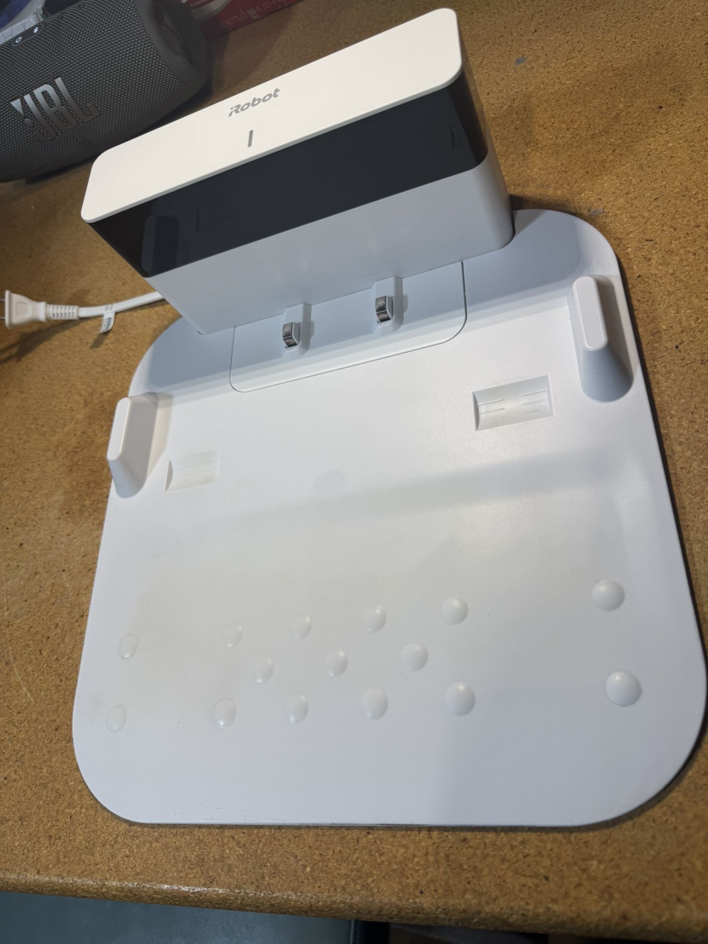 iRobot Home Base for Braava jet m6 Robot Mop