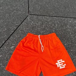 EE Shorts 