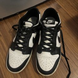 Nike Panda Dunks