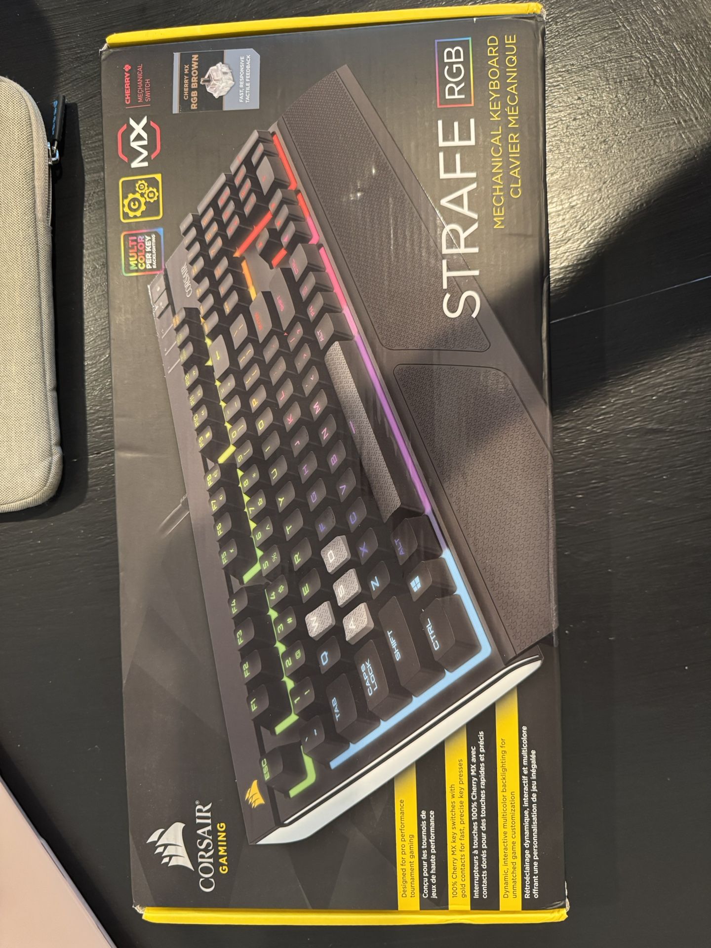 Corsair Strafe Mechanical Gaming Keyboard - Excellent Condition w/ Original Box