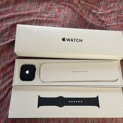 Apple Watch SE 