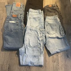 Selling 8 Pairs Of Jeans For $45