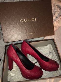 Red real authentic Gucci heels 7.5