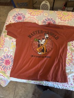 Disney Goofy "Master of the World" Graphic Tee - Size 2XL