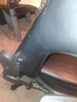 Free gaming chair