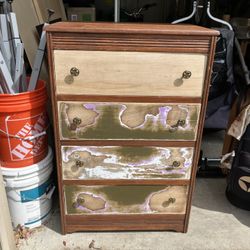 Free Dresser