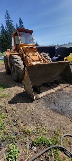 Case w-9 loader