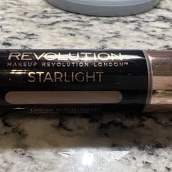 Makeup Revolution Liquid Highlighter Starlight 0.61 fl oz