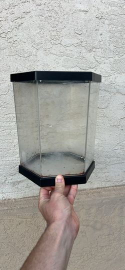 Small Hexagon Aquarium Tank With Lid