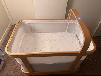 Cradlewise Smart Crib – Like New – 17 Months Warranty Left + Extras