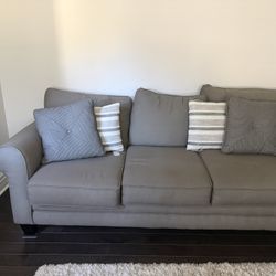 2 Sofas