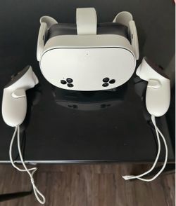 Meta - Quest 3S 128GB | VR Headset Without Wires — Thirty-Three Percent More Memory - 2X Graphical Processing Power - White