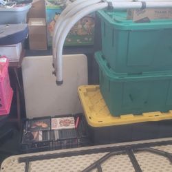 EXCLUSIVE COLLECTIBLES