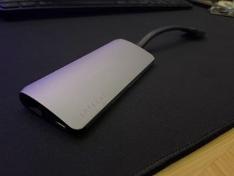 Satechi Adapter