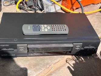 Toshiba VCR VHS Player with Remote
