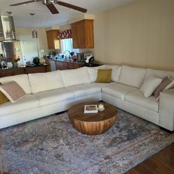 Couch, Sectional