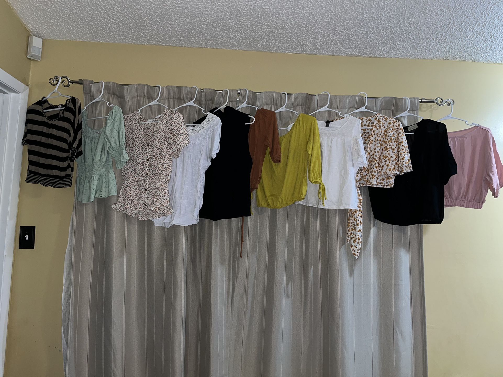 Women’s Size Medium Dressy Tops
