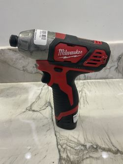Milwaukee 2462-20 M12 1/4 inch Hex Impact Driver W/ 1.5 Ah Battery