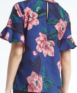 Banana Republic Tropical Floral Blouse – Size Large – NWOT Condition