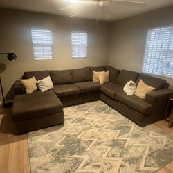 Sectional Couch 