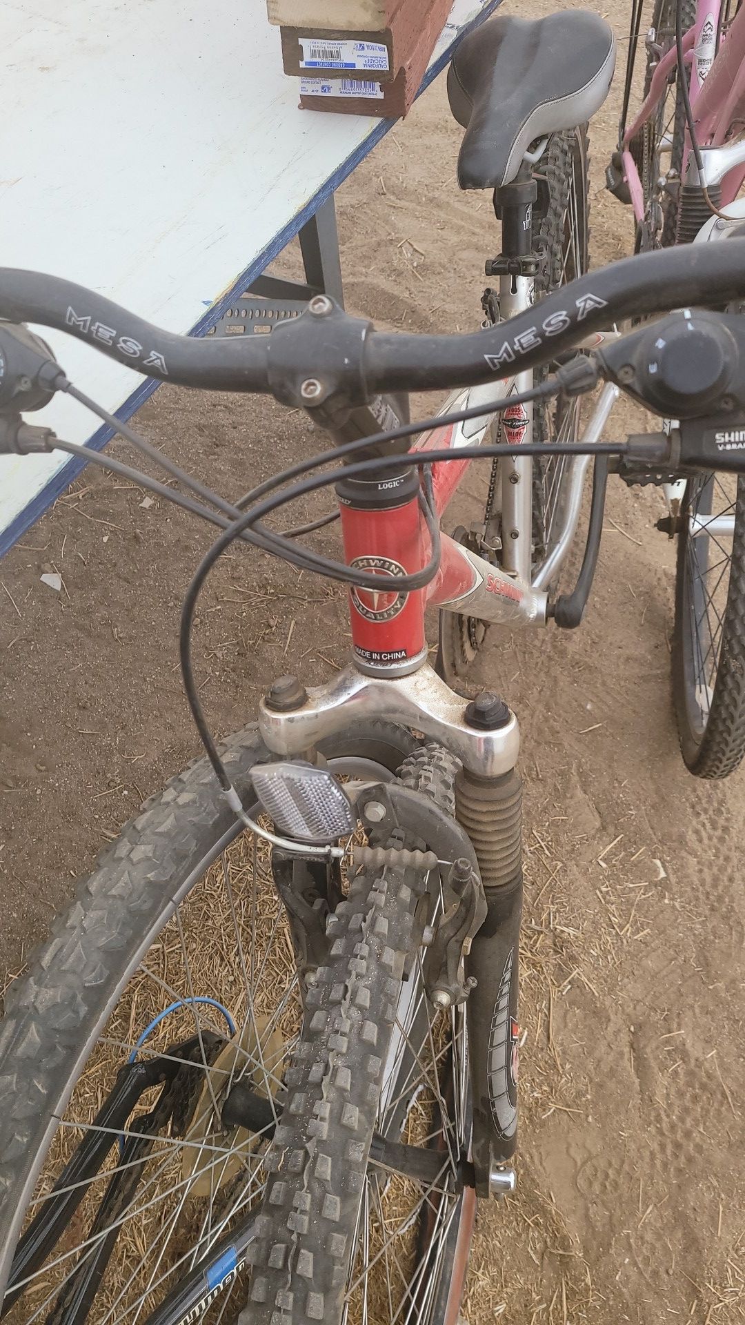 3 bikes SCHWINNN needs tires only in good condition