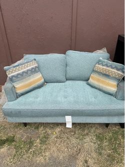 Like new couch