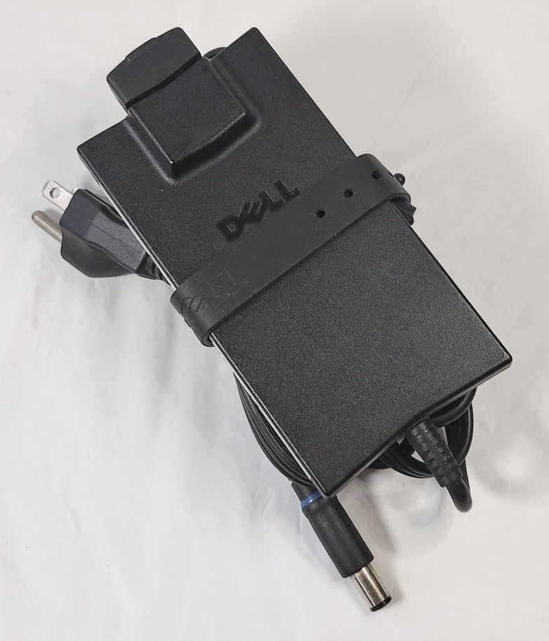 Dell Laptop AC Adapter Model HA65NE1-00