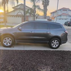 $3800 Obo 2014 Chevy Traverse 3 Row Seater 