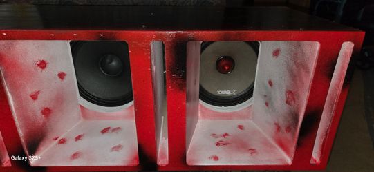 3 8" chuchero box really loud