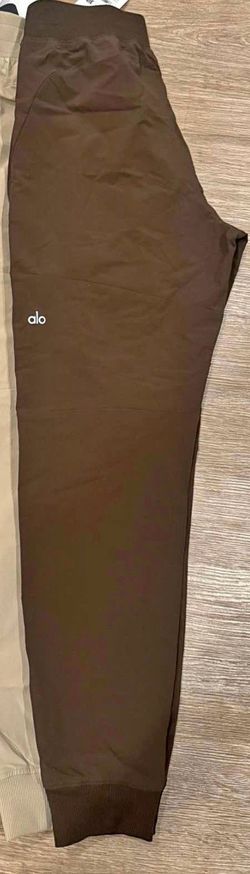 Men’s ALO  Yoga pants